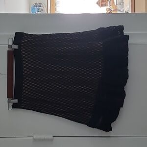 Max Studio Lined, Laced & Ruffled 20 in Skirt